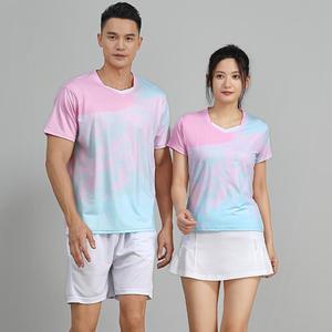 T-shirt de sport pour homme en gros, séchage rapide, respirant, haute performance, à manches courtes, pour le tennis, le badminton, le pickleball, uniforme d'équipe - Product Image 1
