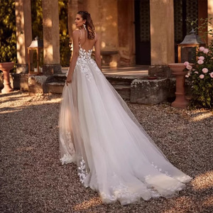 European American Style Wedding Dress Strapless Backless Natural Waist Breathable Lace Detailing Short <b>Train</b> <b>Outdoor</b> Beach Hotel - Product Image 1