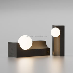 Vente en gros Petite lampe de chevet en béton personnalisée et simple, lumière douce écologique avec protection des yeux pour chambre à coucher de chevet - Product Image 1