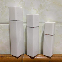 Bouteille carrée vide en plastique HDPE blanc de luxe Hengjian 300ml 400ml 500ml 10oz 13oz 16oz avec pompe à lotion, bouteilles de shampoing