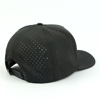 Casquette de baseball perforée en polyester imperméable avec patch en caoutchouc, 5 panneaux, découpe laser, personnalisable, pour le golf