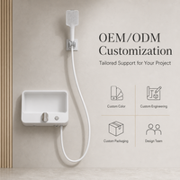 Système de douche mural blanc minimaliste avec double poignée, mitigeur en céramique intégré, étagère de rangement et jet doux effet pluie