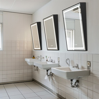 Drop-shipping Miroir de salle de bain à LED inclinable avec cadre noir Miroir à éclairage frontal pour utilisateurs de fauteuils roulants Miroir à intensité variable