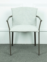 Chaise de salle à manger moderne en tissu vert au design patchwork européen avec pied en poudre noire pour la salle à manger à la maison