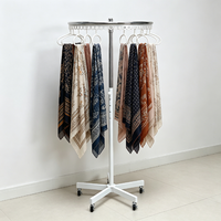 Porte-foulards rotatif robuste pour magasin de détail, présentoir à vêtements et à foulards