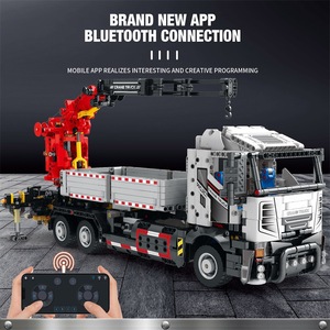 Reobrix Mechanical Power Engineering Truck Crane Remote Control <b>Building</b> <b>Blocks</b> 800+ Pieces Battery Powered Assembly Toy - Product Image 4