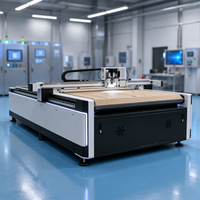 Machine de découpe CNC simple à lame oscillante automatisée pour formes multiples PVC Vinyle Carton
