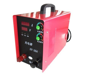 Nuevo Cargador de Batería Automático Rojo DC24V 50A, 1 Año de Garantía, 75%-85% de Eficiencia, Opciones de 50W/35W/100W, Uso Marino - Product Image 4