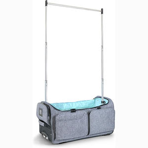 Échantillon gratuit : Sacs de danse roses avec poche zippée personnalisée pour costumes de danse, robes de mariée, avec support de vêtements, sacs de voyage et bagages - Product Image 4