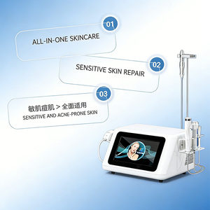 Le tout nouveau dispositif apaisant le plus vendu est un véritable sauveur pour les peaux sensibles, soulageant les rougeurs du visage et les capillaires cassés. - Product Image 5
