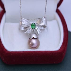 สร้อยคอเงินแท้ S925 ประดับมุกน้ำจืดทรงกลมสีขาว ขนาด 11-12 มม. พร้อมจี้มุกมีตำหนิเล็กน้อย แต่แสงสว่างสวยงาม ประดับด้วยเพชรซิรคอน สำหรับผู้หญิง - Product Image 4