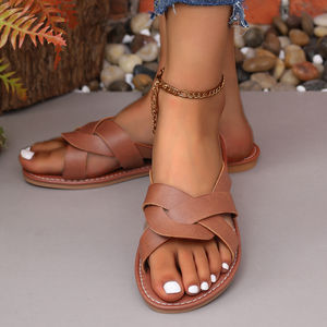 รองเท้าแตะรัดส้นแบบมีสายรัดนิ้วเท้า รุ่นใหม่ประจำปี 2025 สำหรับฤดูร้อน ไซส์ใหญ่ แฟชั่นทันสมัย เหมาะสำหรับใส่ไปชายหาด รุ่น 0001 - Product Image 3