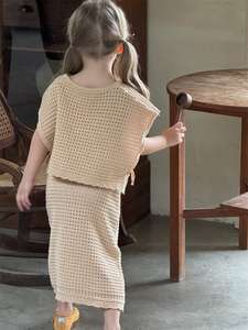 <span class=keywords><strong>Nouvelle</strong></span> <span class=keywords><strong>collection</strong></span> printemps-été, ensemble de vêtements décontractés pour filles coréennes, gilet sans manches, jupe, deux pièces, tricot ajouré pour enfants - Product Image 6