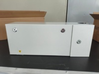 Boîtier de distribution de fibre optique 48 cœurs SC/APC en fer avec pigtail pour usage intérieur/extérieur