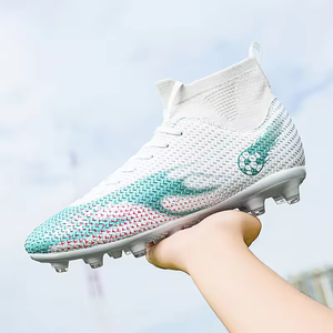 Chaussures de football de haute qualité pour adolescents, chaussures de sport pour entraînement en extérieur, chaussures de football pour intérieur et extérieur. - Product Image 4