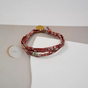 Bracelet en tissu avec <span class=keywords><strong>cordon</strong></span> en coton <span class=keywords><strong>Liberty</strong></span> personnalisé, bracelet en tissu avec médaille gravée, fleur colorée, cadeau pour femme - Product Image 6