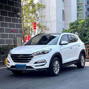USADO 2024 para Tucson 1.6T Luxury SUV 2WD Volante a la Izquierda Automático Diésel Asientos de Cuero Techo Solar China 3 Años - Product Image 1