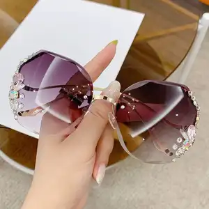 2024 Luxury Designer Fashion Custom Sunglasses Women Shades Rimless Cutting Lens Gradient Sun Glasses Diamond Sunglasses