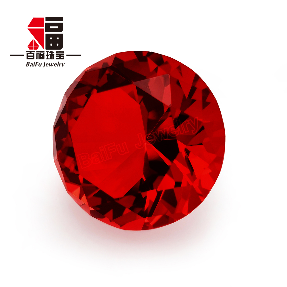 Verre rouge rond
