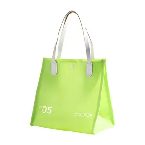 Nueva bolsa de playa portátil Candy, bolso impermeable, herramientas de viaje de gran espacio, bolsa de lavado para verano