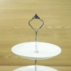 Elegante Alzata <span class=keywords><strong>per</strong></span> <span class=keywords><strong>Torte</strong></span> <span class=keywords><strong>in</strong></span> <span class=keywords><strong>Ceramica</strong></span> <span class=keywords><strong>per</strong></span> Esposizione Dessert a Matrimoni e Feste - Product Image 4