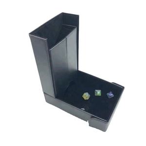 Juego de mesa plegable de cuero <span class=keywords><strong>Magic</strong></span> <span class=keywords><strong>Dungeons</strong></span> <span class=keywords><strong>and</strong></span> <span class=keywords><strong>Dragons</strong></span> Dice Tower DND Dice Vault - Product Image 2