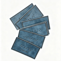 Écussons en cuir PU pressé à chaud personnalisés, étiquettes rectangulaires écologiques pour jeans, étiquettes de vêtements à coudre, accessoires de confection OEM