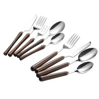 Ensemble de couverts en acier inoxydable 304 avec manche en bois de noyer - Couteau, fourchette, cuillère - Couteau à steak occidental à taille fine - Design minimaliste japonais