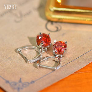 Boucles d'oreilles en argent 925 Original, 2 Carat, taille brillante, diamant <span class=keywords><strong>test</strong></span>é, Moissanite rouge, tête de vache, boucles d'oreilles pour femmes, bijoux fins - Product Image 1