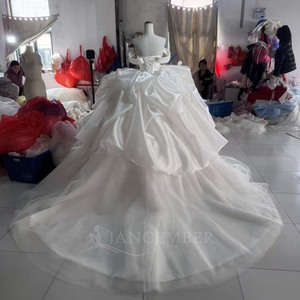 Wx365 Modern Simple Satin Backless Bridal <b>Wedding</b> Floor-Length Chapel Train Layered Pleat Three-Dimensional Skirt Ball Gown - Product Image 5