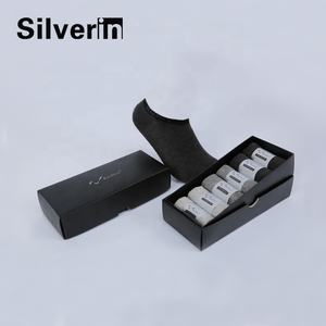 Vendez des chaussettes confortables argentées antiseptiques et anti-odeurs pour hommes - Product Image 6