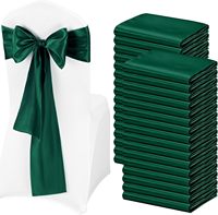 Housse de chaise en satin vert avec nœuds et rubans pour la décoration des chaises de fête, de cérémonie et de banquet