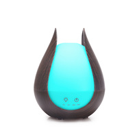 Diffuseur d'huiles essentielles en plastique imitation bois 200 ml pour dropshipping ; Mini humidificateur ultrasonique avec lumière LED 7 couleurs et fonction de minuterie
