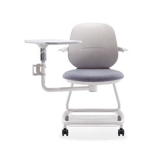 Silla de Aula con Ruedas Giratorias 360° para Entrenamiento Personalizado, Silla Escolar de Plástico para Estudiantes con Escritorio y Tablero de Escritura - Product Image 1