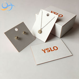 <span class=keywords><strong>Carte</strong></span> <span class=keywords><strong>de</strong></span> présentation <span class=keywords><strong>de</strong></span> bijoux en carton avec logo personnalisé imprimé, couleur Pantone, gaufrage, couleur CMYK, estampage à chaud - Product Image 1