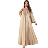 Robe longue en satin polyester style cour avec manches cloche à sequins et col en V, coupe ample grande taille pour femmes rondes, été 2025
