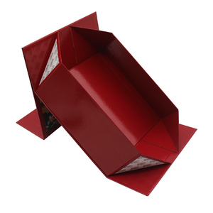 Des Boîtes Avec Ruban <span class=keywords><strong>Copine</strong></span> Et Enfants Recyclé à Chaud Logo Personnalisé Pliant Boîte-Cadeau En Papier Pour Vêtements - Product Image 4