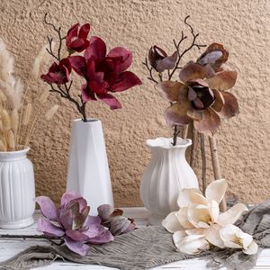 ดอกแมกโนเลียประดิษฐ์แบบสามหัว CallaFloral ทำจากโพลีเอสเตอร์ คุณภาพสูง สีชมพู สีแดงเบอร์กันดี สีเบจ สำหรับตกแต่งงานแต่งงานและงานฝีมือ - Product Image 1