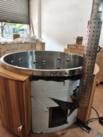Baignoire à bois de chauffage autoportante pour extérieur, avec revêtement en acier inoxydable, en bois de cèdre rouge, design moderne pour environnement froid à basse température