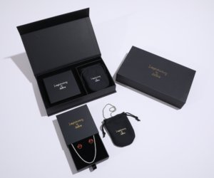 Luxurious Rectangle Eco-Friendly Recyclable Magnetic Closure Cardboard Jewelry Box Custom Logo Velvet Pouch Jewellery <b>Storage</b> - Product Image 3