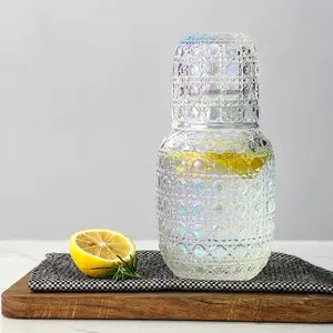 Conjunto de garrafa de água de cabeceira retrô durável transparente colorido de 15,7 onças mesa de cabeceira copo de água
