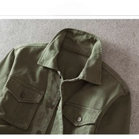 Veste Chemise Homme Robuste en Toile Vintage avec Patchwork, Quatre Poches Cargo à Rabat, Coupe-Vent, Fermeture Éclair et Col Revers – Vêtement de Travail Robuste