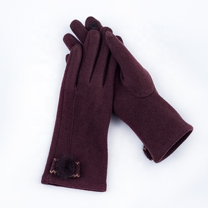 Guanti caldi invernali <span class=keywords><strong>da</strong></span> <span class=keywords><strong>donna</strong></span> con palla di pelo sul polso guanti eleganti <span class=keywords><strong>da</strong></span> <span class=keywords><strong>donna</strong></span> - Product Image 5