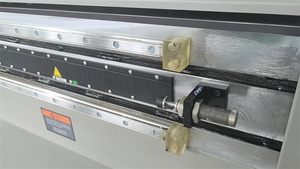 Tête d'impression 2500*1300mm 8 RICHO G6 Imprimante à plat UV à lévitation magnétique, adaptée à divers plans lisses utilisant de l'encre UV - Product Image 5