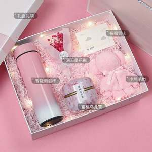 Ensemble cadeau pour femmes en gros, tasse à eau intelligente, coussin chauffant, mug, humidificateur, cadeau d'anniversaire, ensemble pour femmes, cadeau de vacances - Product Image 2