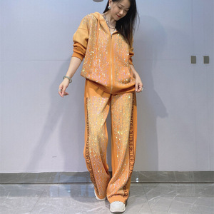 Ensemble pull à capuche en strass pour femme, cardigan zippé et pantalon à jambes larges, tenue deux pièces pour l'automne et l'hiver - Product Image 4
