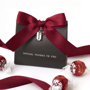 Boîte cadeau de <span class=keywords><strong>chocolat</strong></span> <span class=keywords><strong>Ferrero</strong></span> <span class=keywords><strong>Rocher</strong></span> écologique, bonbons de qualité alimentaire, matériaux recyclés, forme personnalisée, laminage mat, gaufrage - Product Image 3