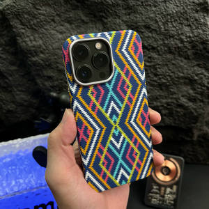 Funda de teléfono móvil de carga inalámbrica magnética con patrón de fibra de carbono de lujo para iPhone 15/15plus/15pro Max <span class=keywords><strong>cargador</strong></span> inalámbrico - Product Image 2