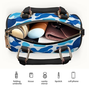 BLUE CAMO MULTI CAMO Kissentasche mit Schulterriemen Modisch und Vielseitig mit Reifem Charme Dunkelfarbiger Griff Damentasche - Product Image 5