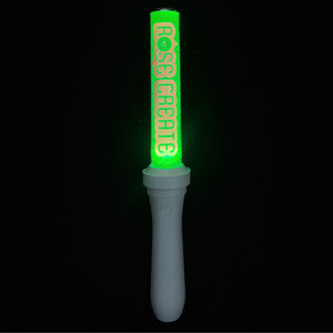 Lampe à main LED avec télécommande, bâton lumineux pour concerts, fêtes, accessoires de cheerleading - Product Image 3